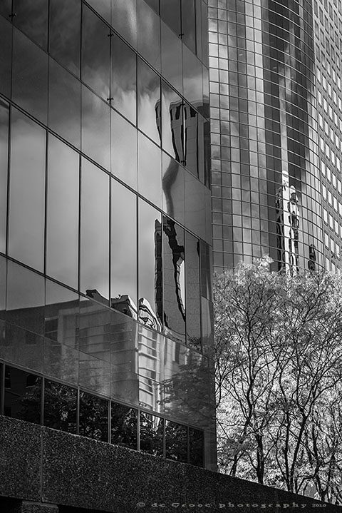 9Denver-Photography-B&W-Tower-Reflections